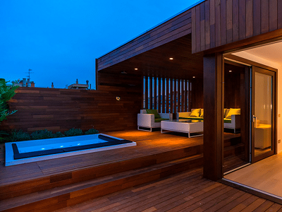 Wanna Spa zabudowana w tarasie