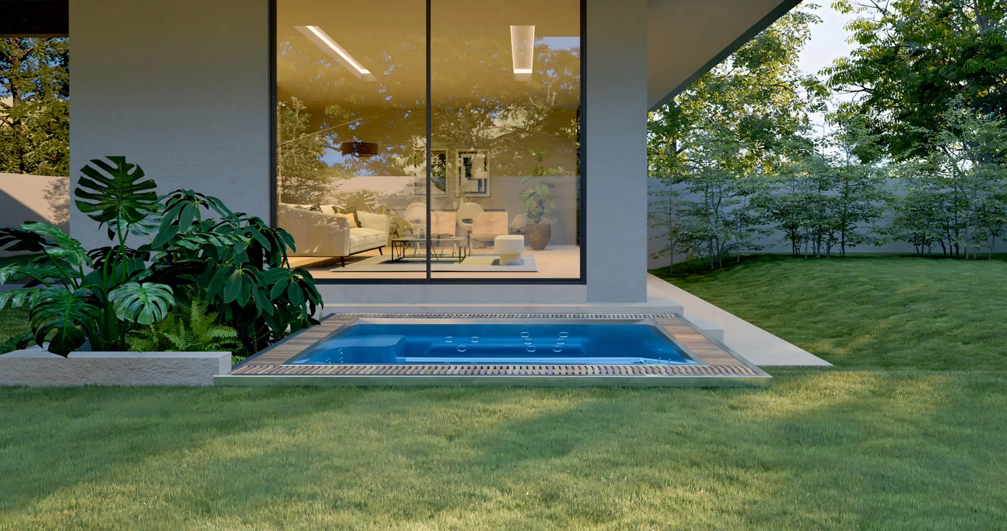 Mały basen z hydromasażem w ogrodzie przy nowoczesnym domu z przeszklonym salonem.