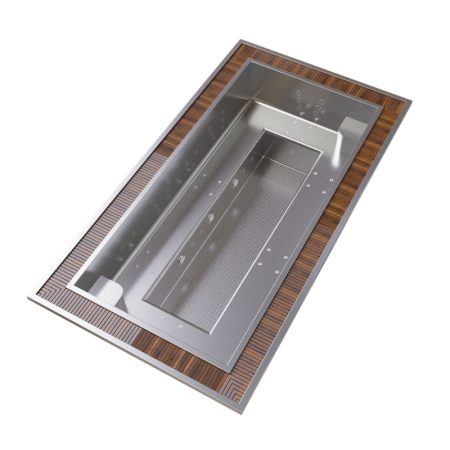 Prostokątna wanna z hydromasażem ze stali nierdzewnej z drewnianym wykończeniem krawędzi.